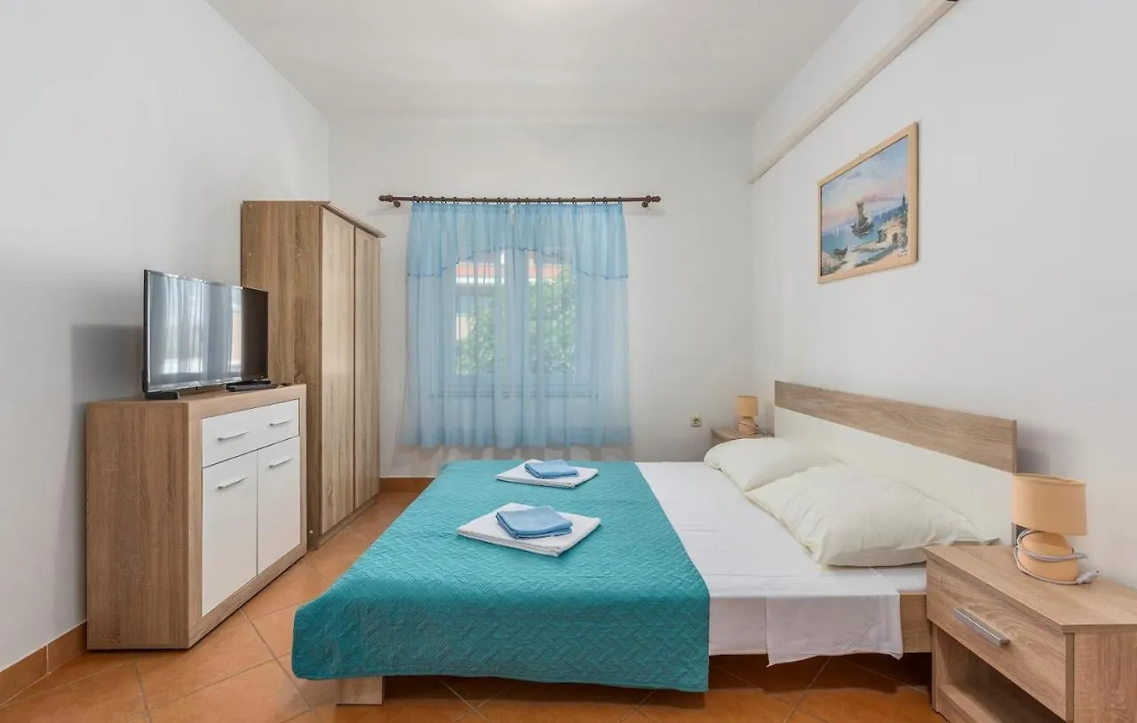 Apartments Stanko Fažana